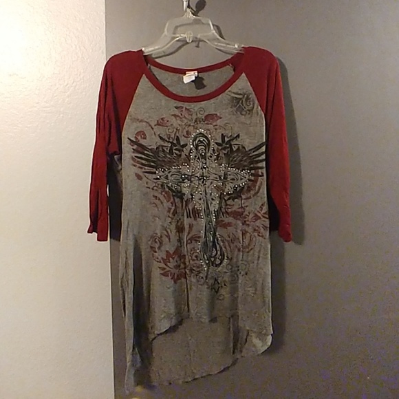 Tee - Picture 1 of 1